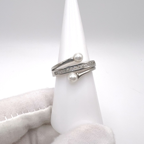 .925 Sterling Silver Cz & Simulated Pearl Ring - Picture 4 of 16
